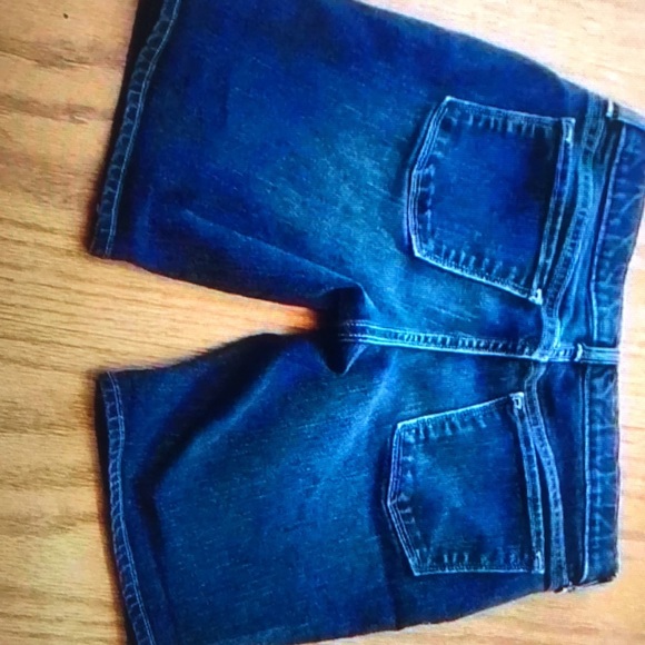 Old Navy Girls Denim shorts - Picture 2 of 5